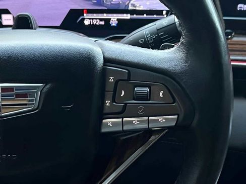 Used 2023 Cadillac Escalade ESV Premium Luxury image 31