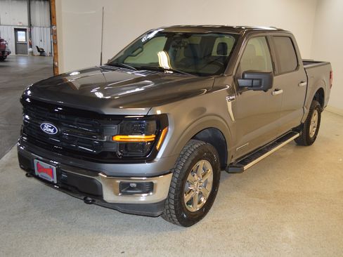 Used 2024 Ford F150 XLT w/ Mobile Office Package AWD/4WD image 7