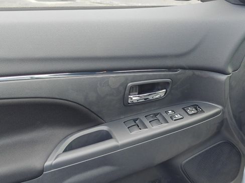 New 2025 Mitsubishi Outlander Sport AWD image 9