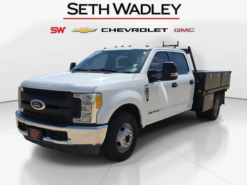Used 2017 Ford F350 XL w/ Power Equipment Group RWD image 3