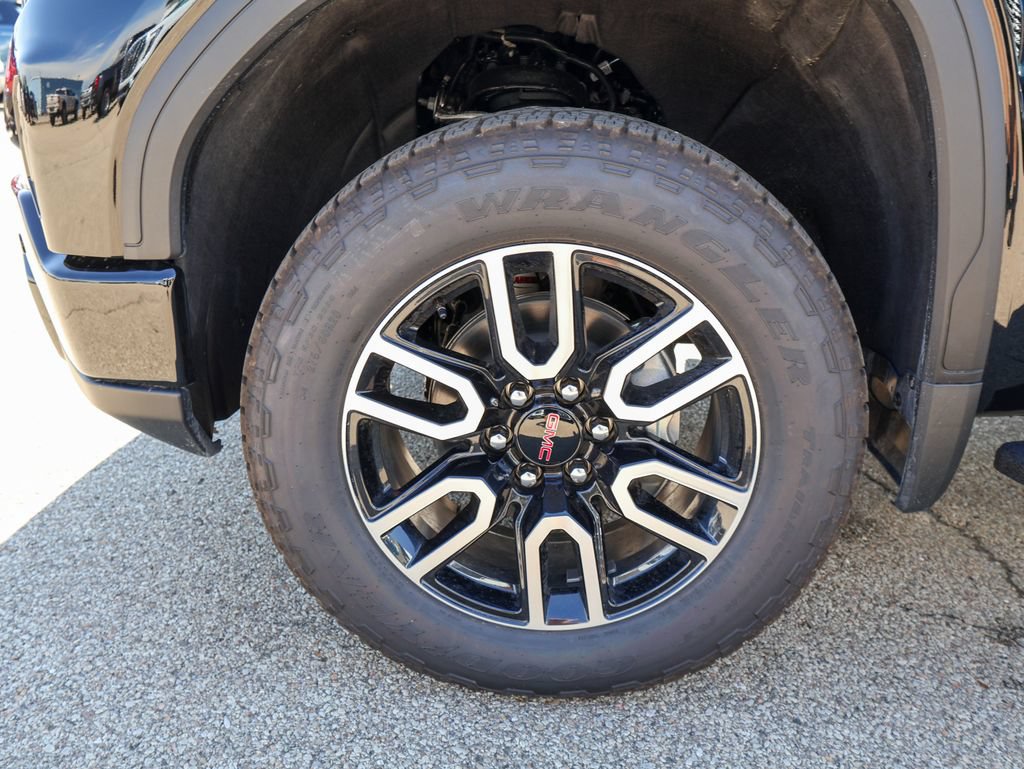 New 2026 GMC Sierra 1500 AT4 w/ AT4 Premium Package AWD/4WD image 36