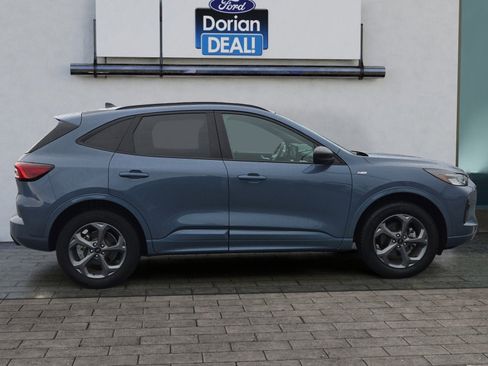 Used 2024 Ford Escape ST-Line w/ Tech Pack #1 image 2