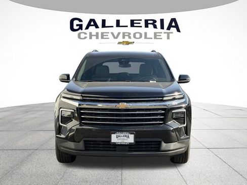 New 2026 Chevrolet Traverse LT FWD image 2