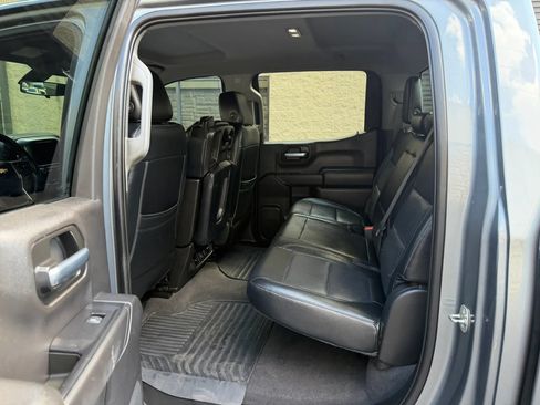 Used 2020 Chevrolet Silverado 1500 LT w/ Texas Edition AWD/4WD image 32