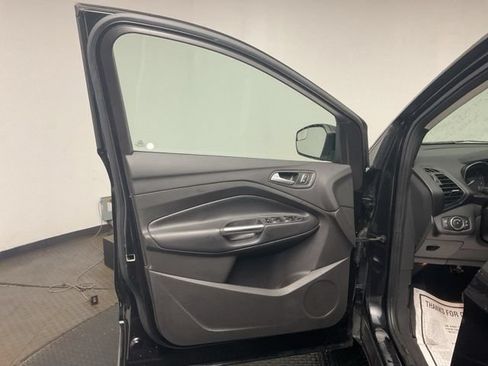 Used 2019 Ford Escape SE AWD/4WD image 10