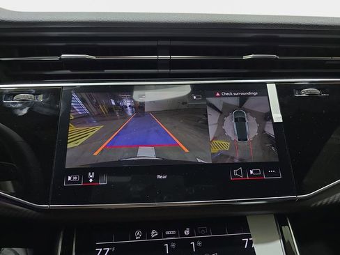 New 2026 Audi SQ8 Premium Plus image 21