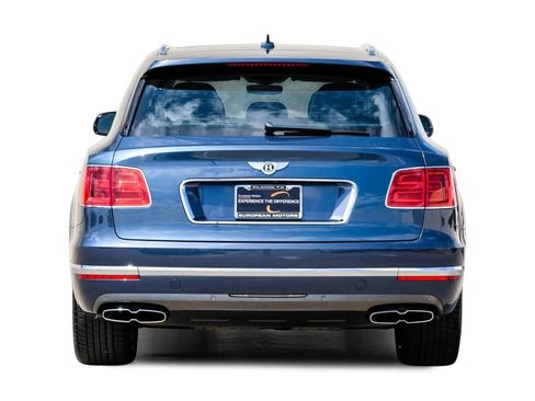 Used 2019 Bentley Bentayga AWD/4WD image 7
