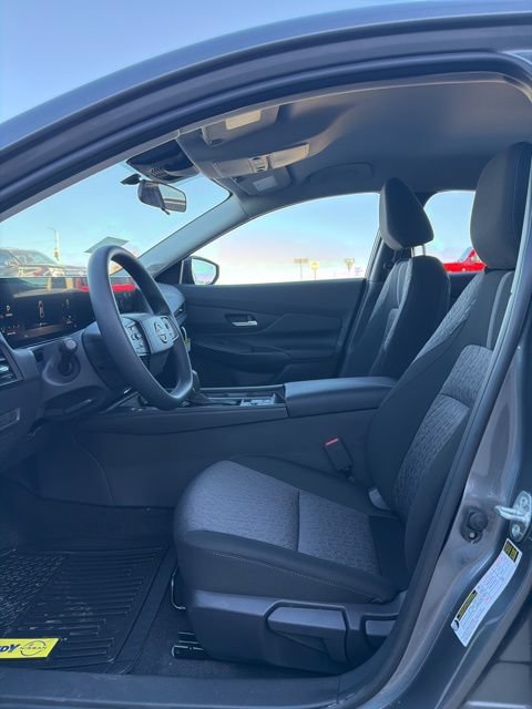 Used 2026 Nissan Sentra SV w/ Floor Mat Package FWD image 9