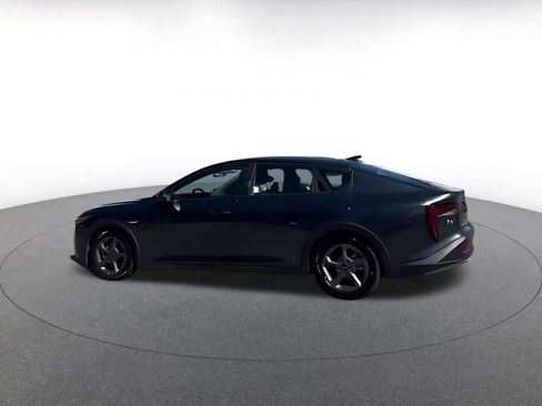 Used 2025 Kia K4 LXS FWD image 11