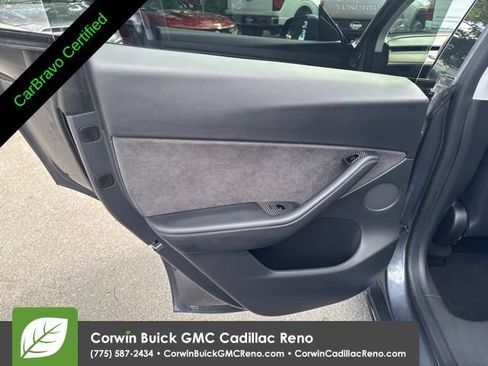 Used 2021 Tesla Model Y Long Range AWD/4WD image 15