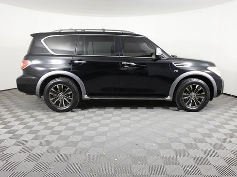 Used 2017 Nissan Armada Platinum w/ Interior Lighting Package image 4