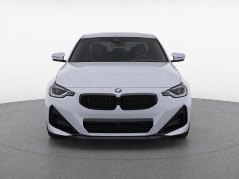 Used 2025 BMW 230i Coupe w/ M Sport Package RWD image 6