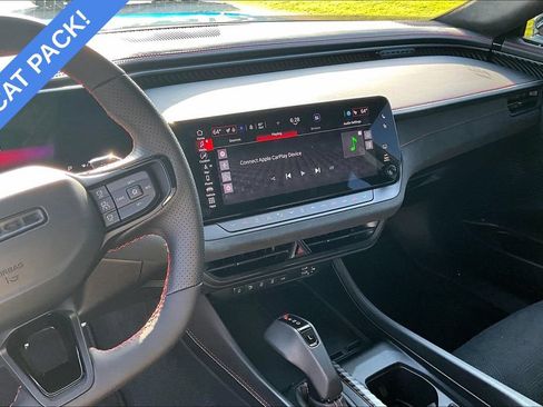 Used 2026 Dodge Charger Scat Pack AWD/4WD image 6