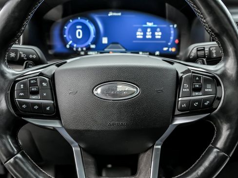 Used 2021 Ford Explorer Platinum w/ Equipment Group 601A image 21