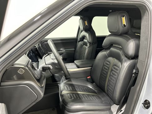 Used 2024 Rivian R1S Adventure Quad AWD/4WD image 20