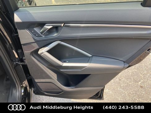 Used 2025 Audi Q3 2.0T Premium image 26