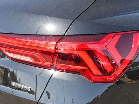 Certified 2025 Audi Q3 2.0T Premium Plus w/ Premium Plus Package image 19