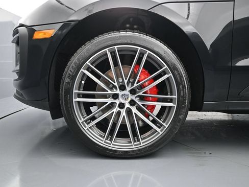 New 2026 Porsche Macan S AWD/4WD image 6