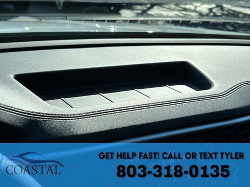 Used 2021 Volkswagen Atlas Cross Sport SE image 35