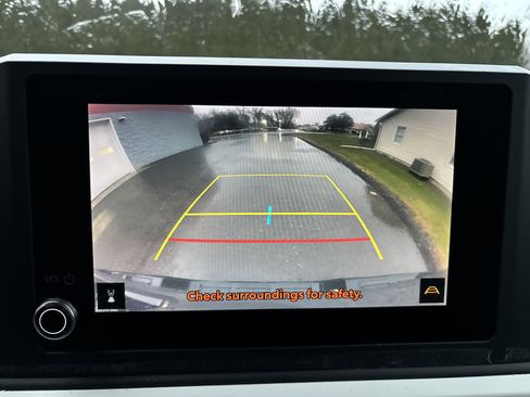 Used 2024 Toyota Tacoma TRD Off-Road image 26