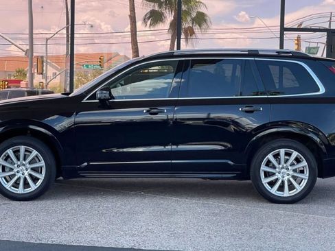 Used 2016 Volvo XC90 T6 Momentum w/ Momentum Plus Package image 5