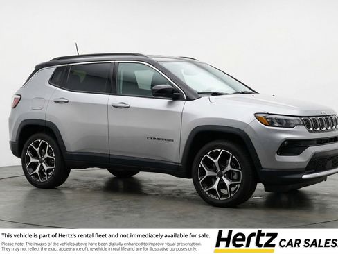 Used 2025 Jeep Compass Limited image 1