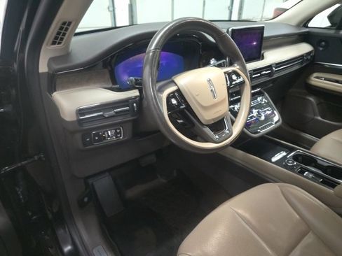 Used 2021 Lincoln Corsair Reserve w/ Equipment Group 201A image 17