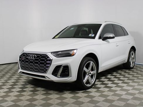 Used 2021 Audi SQ5 Premium Plus w/ Premium Plus Package image 41