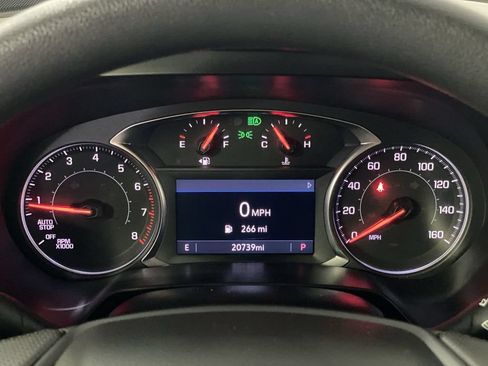 Used 2025 Chevrolet Blazer LT FWD image 17