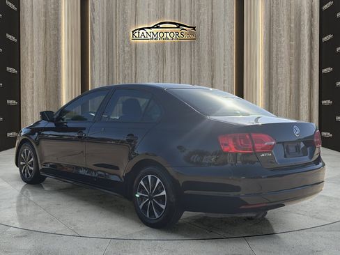 Used 2014 Volkswagen Jetta S image 5