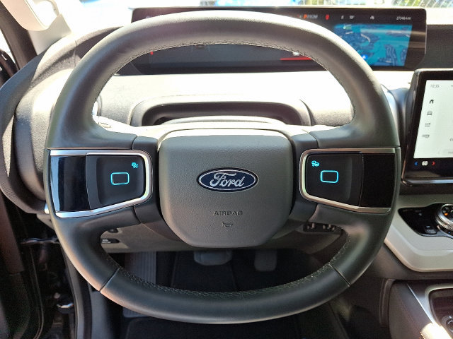 Used 2025 Ford Expedition Max Active AWD/4WD image 19