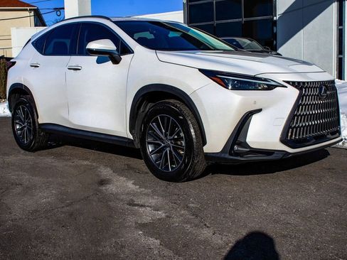 Used 2022 Lexus NX 350 AWD image 3