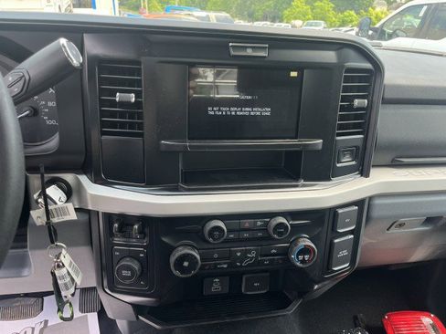 New 2025 Ford F550 4x4 SuperCab Super Duty w/ XLT Value Package image 17