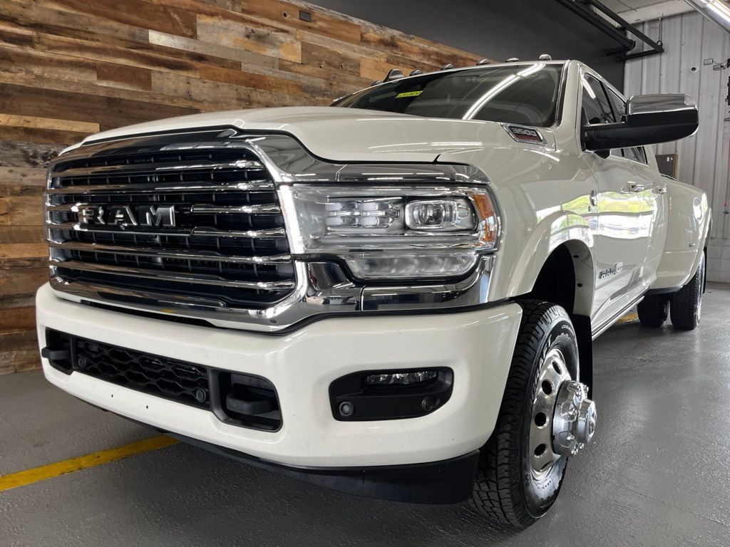 Used 2021 RAM 3500 Limited AWD/4WD image 11