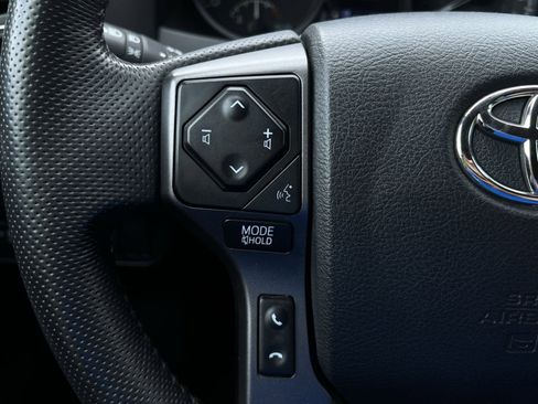 Used 2023 Toyota Tacoma TRD Off-Road AWD/4WD image 37