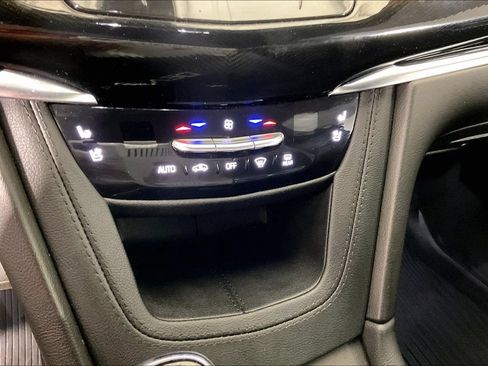 Used 2024 Cadillac XT6 Sport w/ Platinum Package AWD/4WD image 30