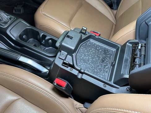 Certified 2022 Jeep Wrangler Unlimited Sahara w/ LED Lighting Group image 44