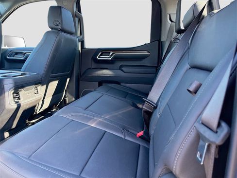 Used 2024 Chevrolet Silverado 1500 LT Trail Boss w/ LT Trail Boss Premium Package image 25