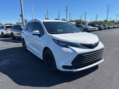 Used 2024 Toyota Sienna LE