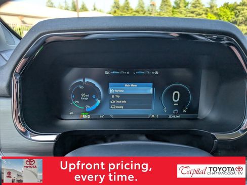 Used 2023 Ford F150 Lightning XLT AWD/4WD image 17