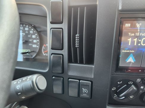 New 2024 Chevrolet Low Cab Forward image 20