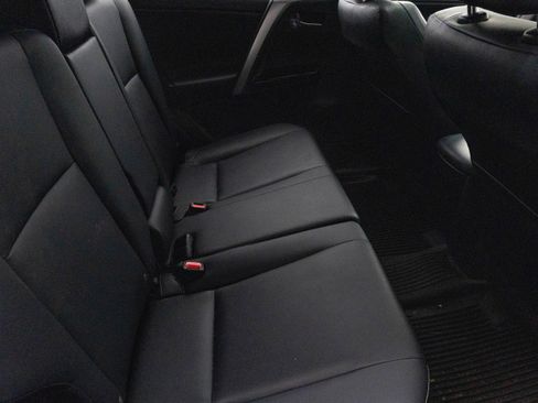 Used 2018 Toyota RAV4 Limited image 37