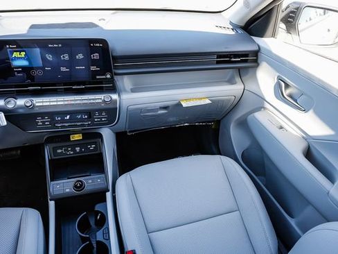 New 2026 Hyundai Kona SEL Premium AWD/4WD image 18