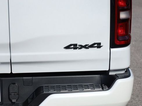 Used 2026 RAM 1500 Laramie w/ Night Edition image 21