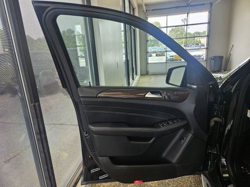 Used 2013 Mercedes-Benz ML 350 4MATIC image 17
