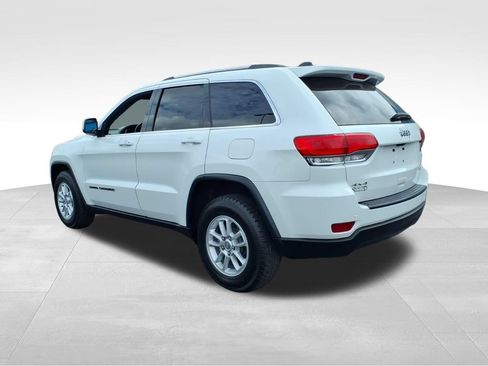 Used 2018 Jeep Grand Cherokee Laredo AWD/4WD image 22