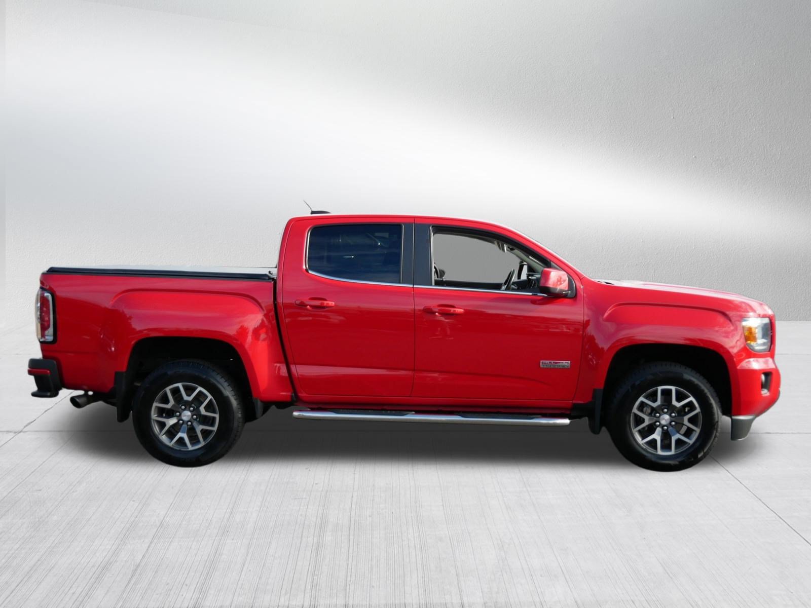 Used 2015 GMC Canyon SLE w/ All-Terrain Package AWD/4WD image 8
