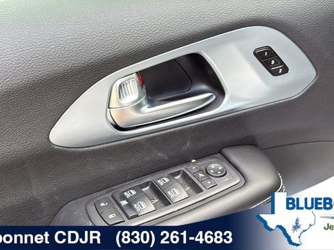 New 2026 Chrysler Pacifica Limited w/ S Appearance Package FWD image 12
