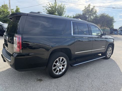 Used 2017 GMC Yukon XL Denali w/ Open Road Package AWD/4WD image 7