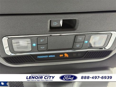 Used 2025 Ford F150 Lariat w/ Equipment Group 501A Mid image 36